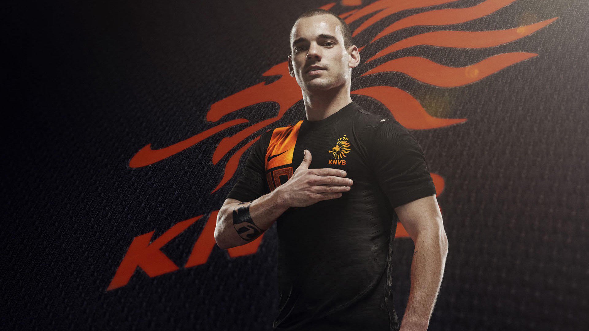 爱游戏电子-电竞赛场焦点！瑞士队对阵葡萄牙队，意外判罚引发热议，比赛氛围紧张